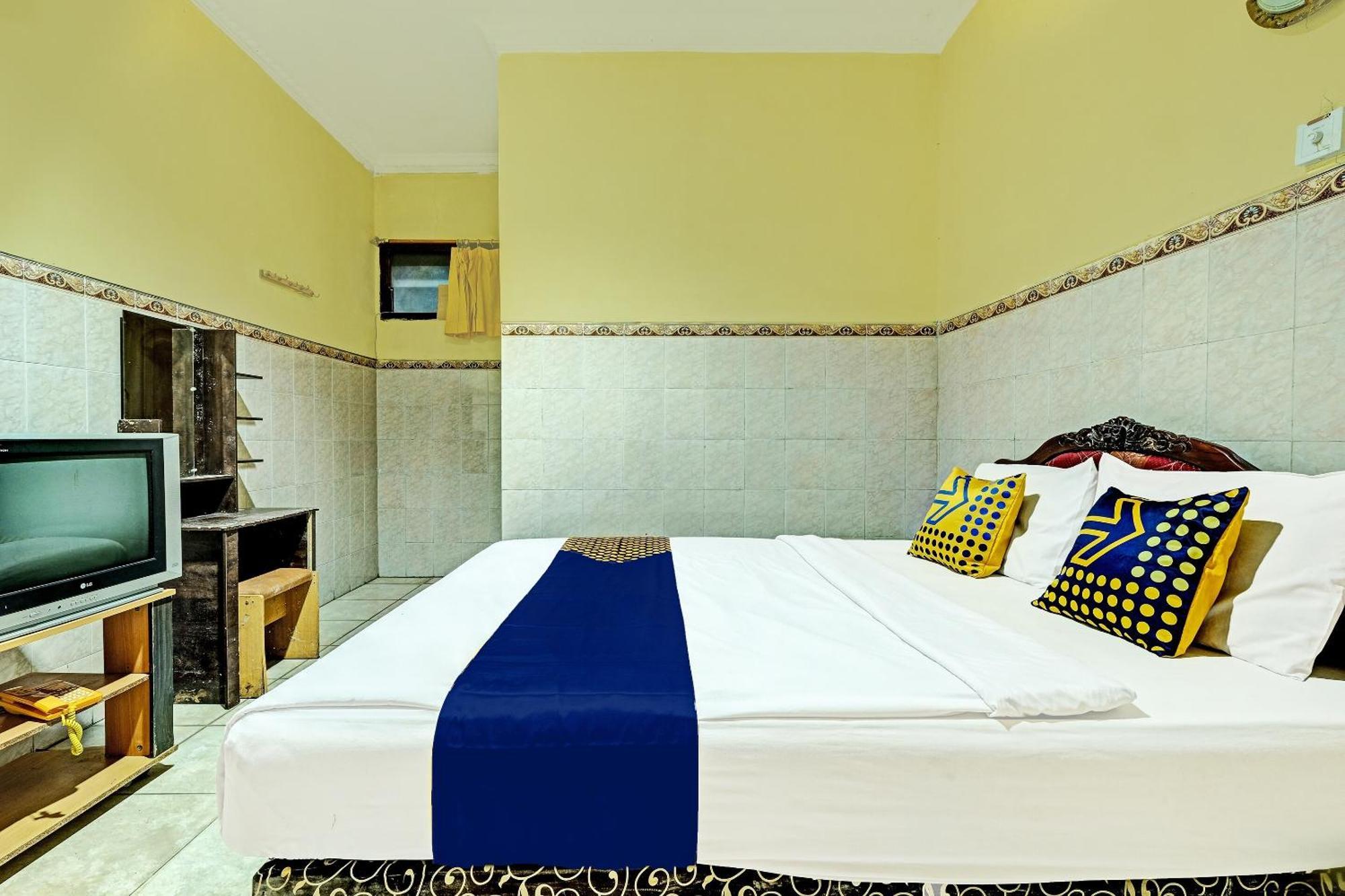 Oyo Life 91677 Citra Dewi 3 Hotel Semarang