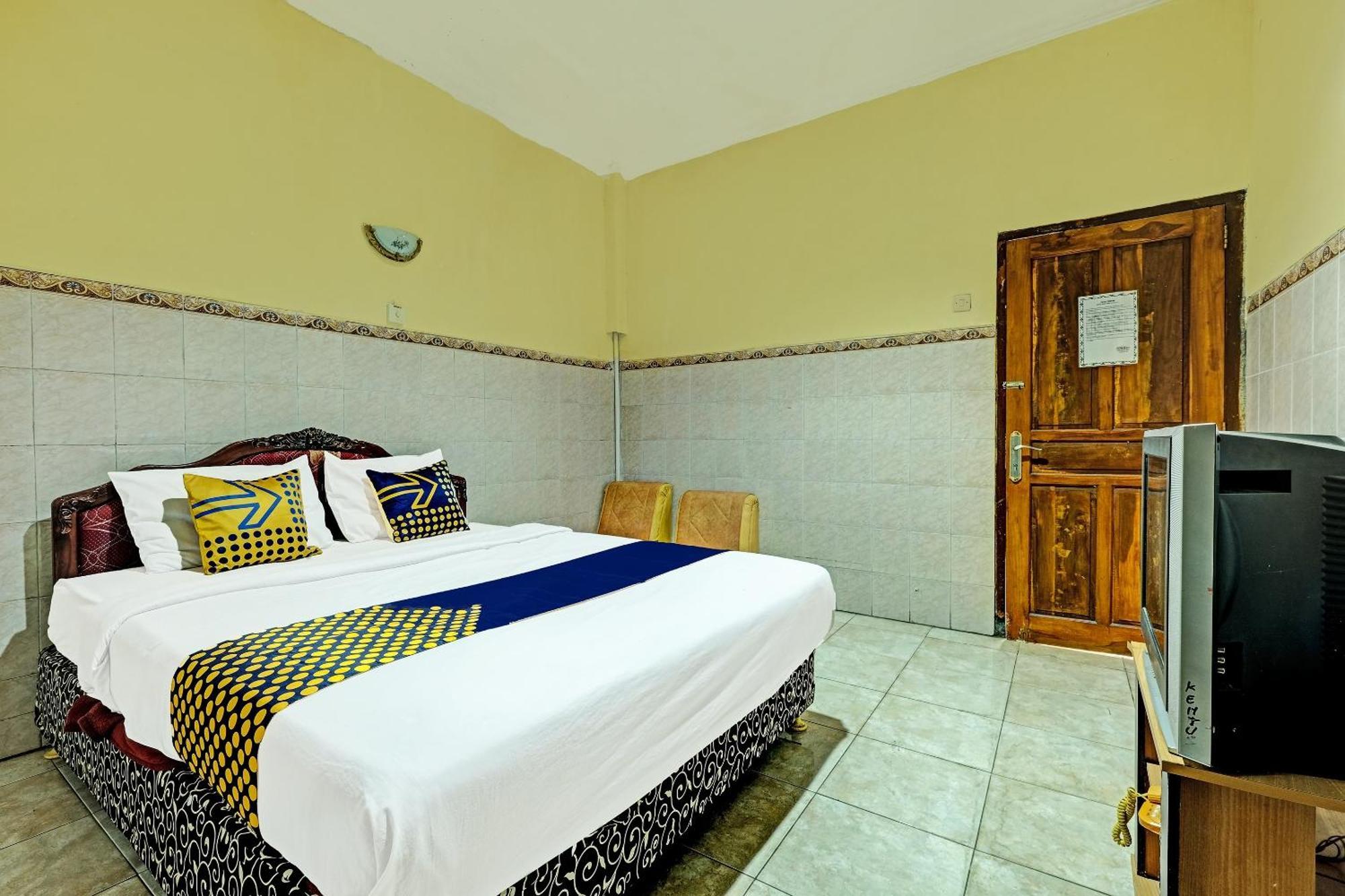 Oyo Life 91677 Citra Dewi 3 Hotel Semarang